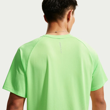 NIKE STRIDE AERO-FIT MEN'S SHORT-SLEEVE RUNNING TOP