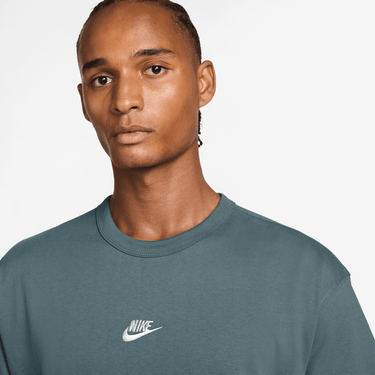 NIKE SPORTSWEAR PREMIUM ESSENTIALS MEN'S T-SHIRT