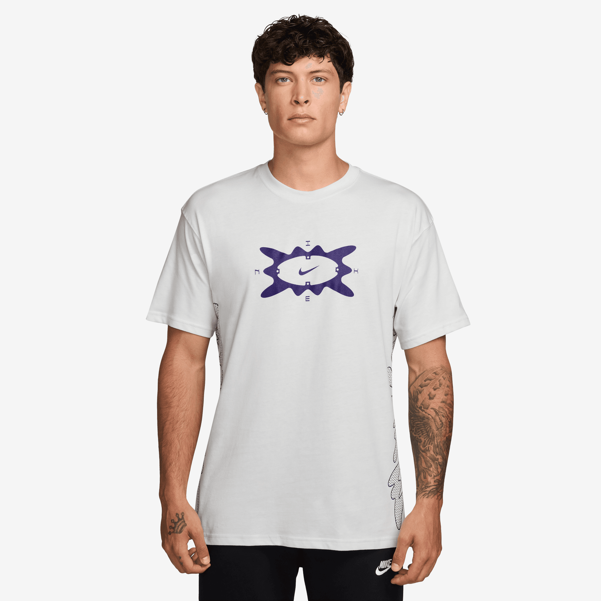 NIKE SPORTSWEAR T-SHIRT