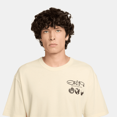 AS UNISEX NIKE SPORTSWEAR TEE LSE PREM EARTH DAY