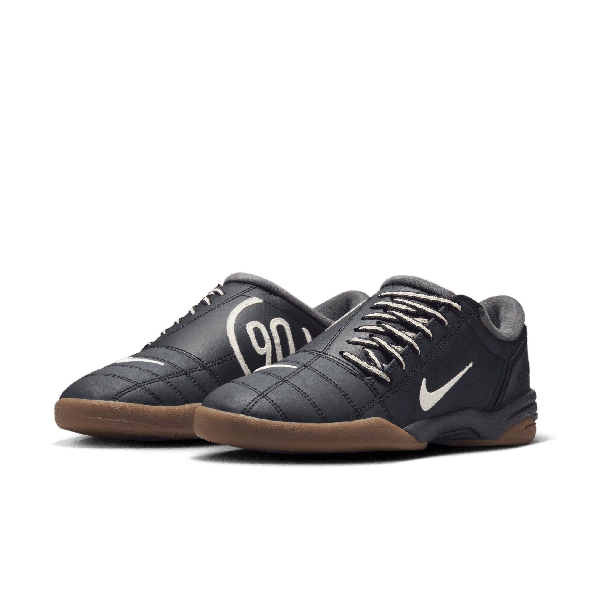 NIKE TOTAL 90 WOMEN'S SHOES