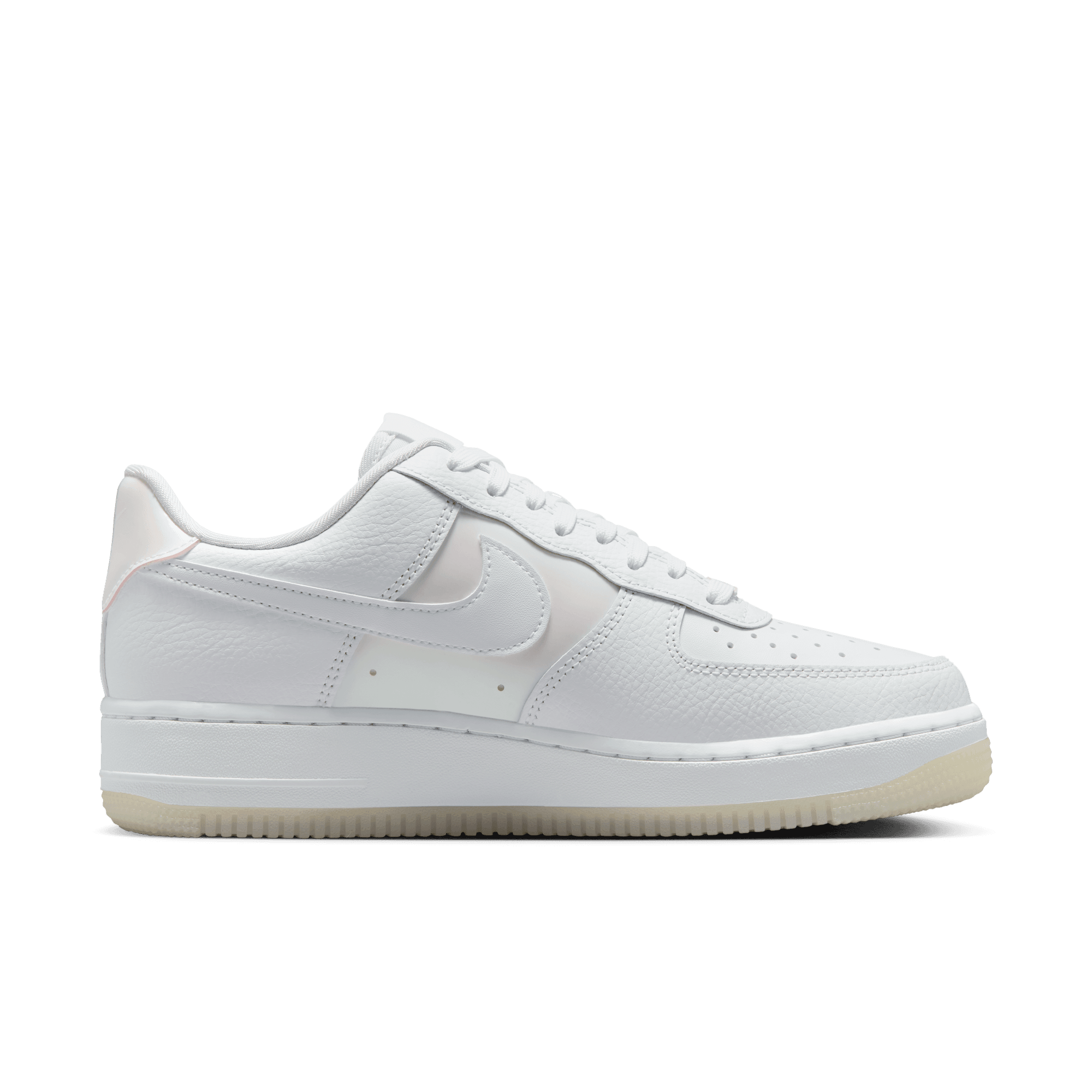 NIKE AIR FORCE 1 '07 WOMEN'S SHOES