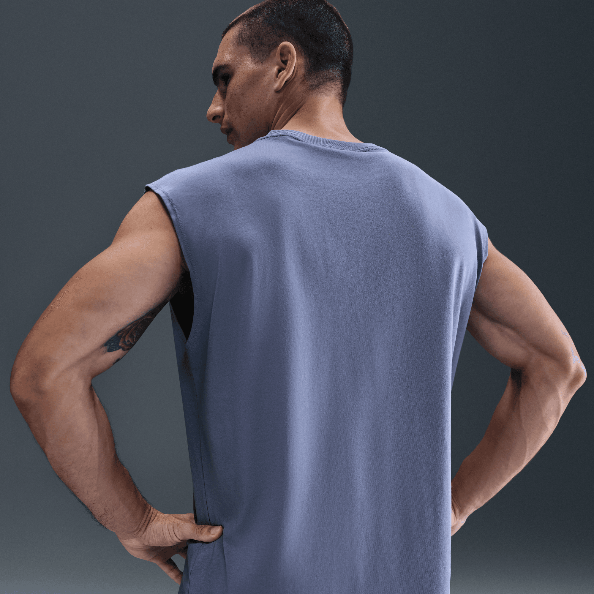 NIKE MEN'S SLEEVELESS RUNNING TOP