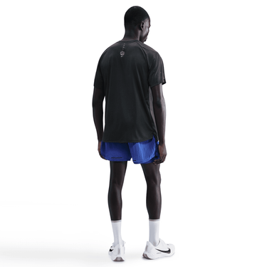 NIKE STRIDE MEN'S DRI-FIT ADV SHORT-SLEEVE RUNNING TOP WITH REFLECTIVE ACCENTS