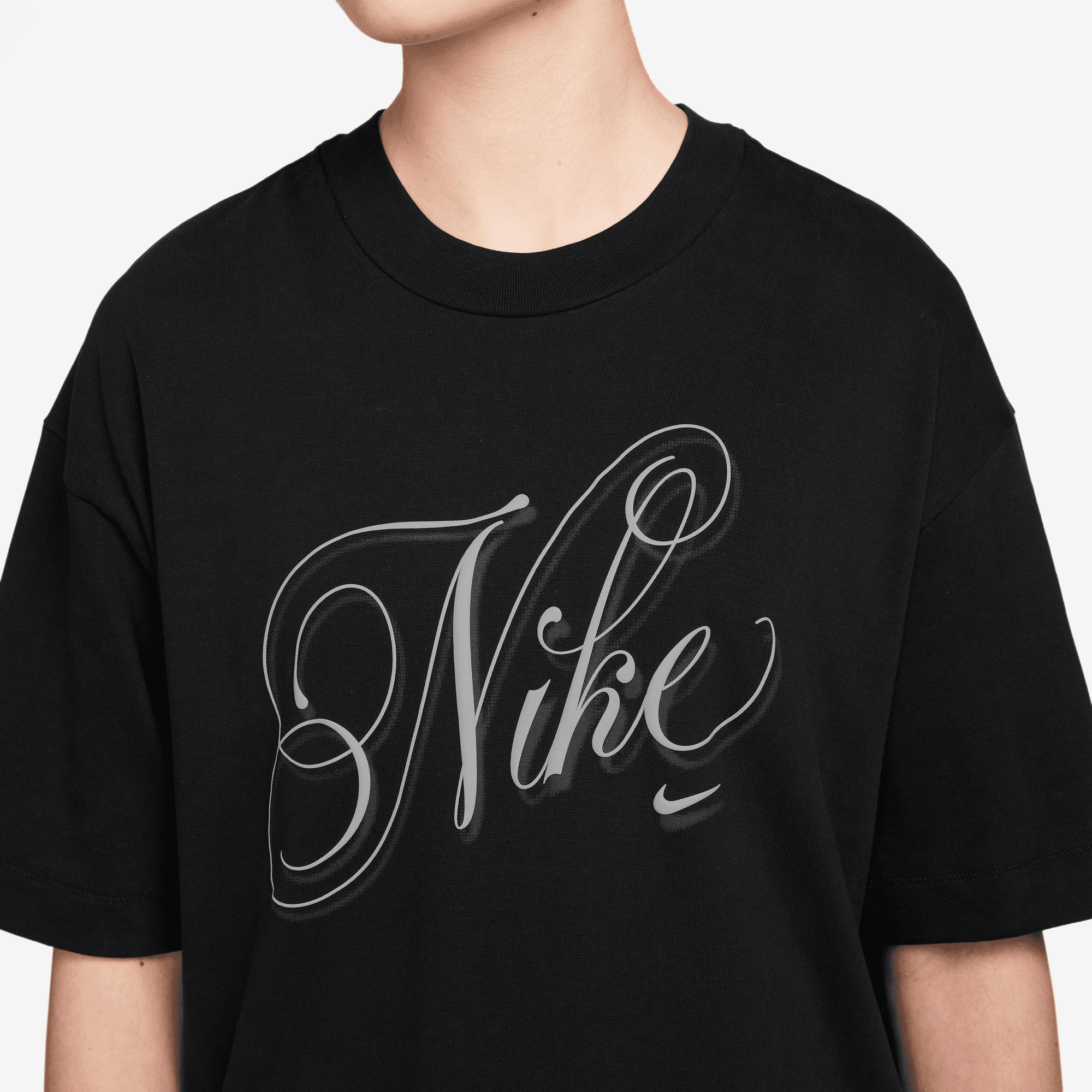 NIKE SPORTSWEAR WOMEN'S OVERSIZED SHORT-SLEEVE T-SHIRT