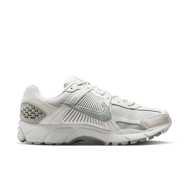 NIKE ZOOM VOMERO 5 SE MEN'S SHOES
