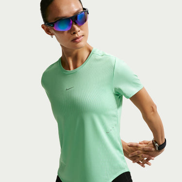 NIKE SWIFT AERO-FIT WOMEN'S SHORT-SLEEVE RUNNING TOP