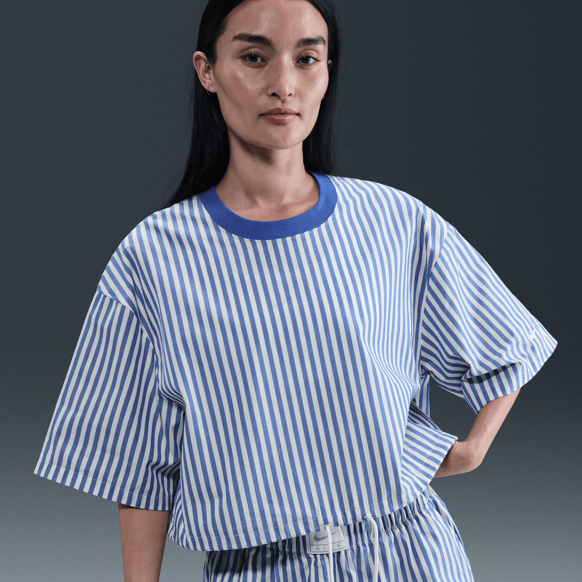 NIKE SPORTSWEAR CHILL POPLIN WOMEN'S STRIPED BOXY TOP