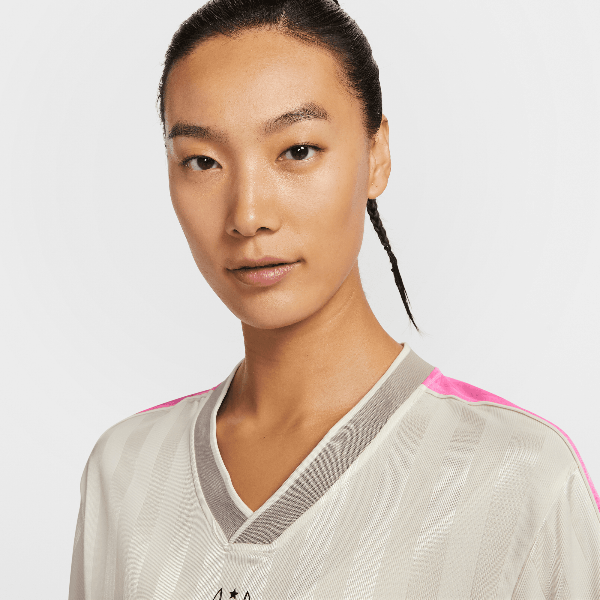 NIKE SPORTSWEAR WOMEN'S V-NECK JERSEY TOP