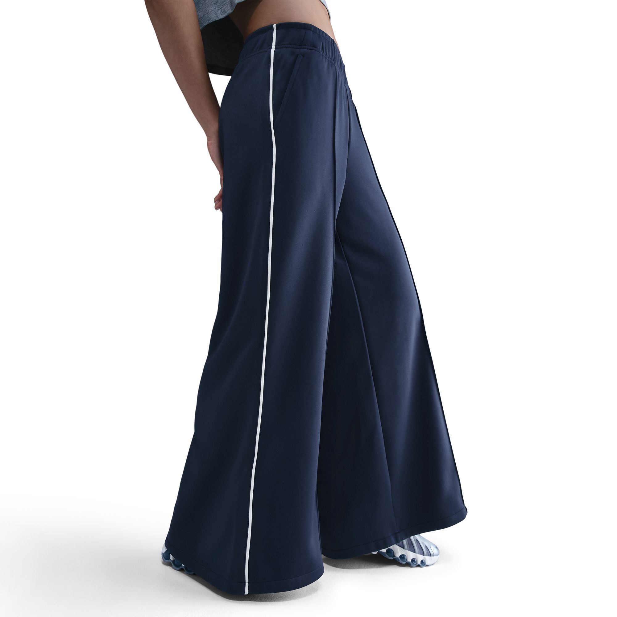 NIKE SPORTSWEAR WOMEN'S MID-RISE WIDE-LEG TRACK PANTS