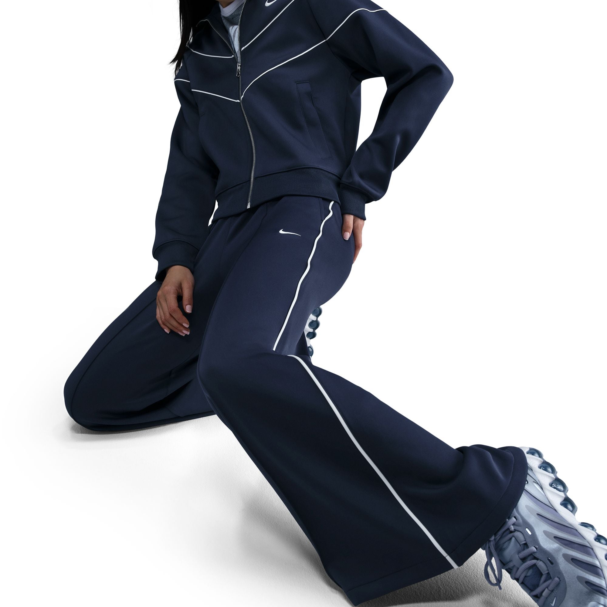 NIKE SPORTSWEAR WOMEN'S MID-RISE WIDE-LEG TRACK PANTS