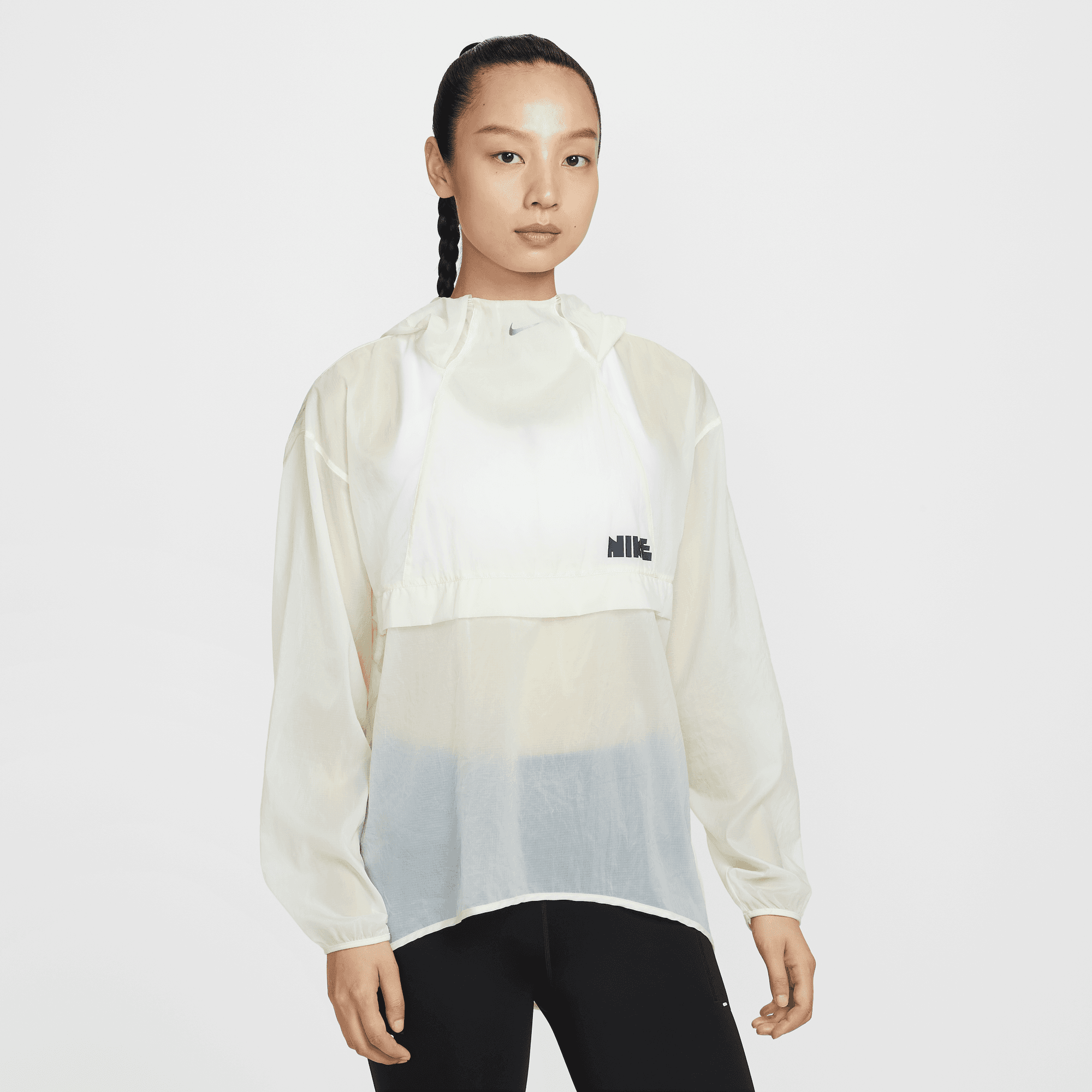 NIKE RUN DIVISION WOMEN'S PACKABLE RUNNING JACKET