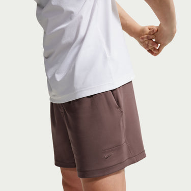NIKE PRIMARY NANOKNIT MEN'S DRI-FIT 7" PERFORMANCE SHORTS