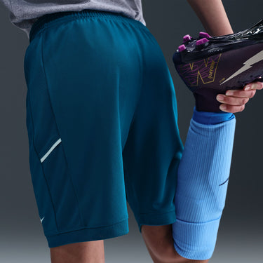 KIDS ACADEMY 25 SHORT (ATHLETE: MBAPPÉ) BIG KIDS' NIKE DRI-FIT SOCCER SHORTS