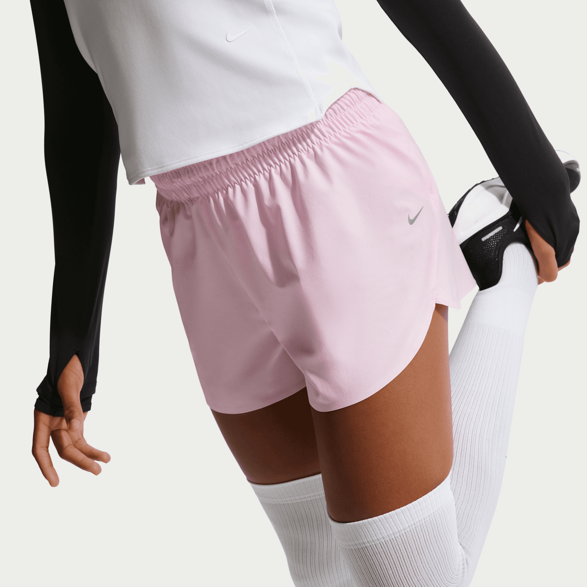 NIKE MAVN BIG KIDS' (GIRLS') DRI-FIT WOVEN SHORTS