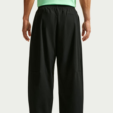 NIKE 24.7 PERFECTSTRETCH MEN'S DRI-FIT UV PROTECTION BARREL-LEG PANTS