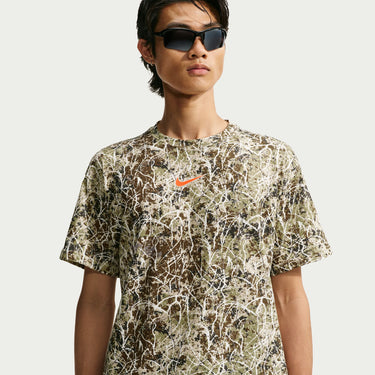 NIKE SPORTSWEAR T-SHIRT