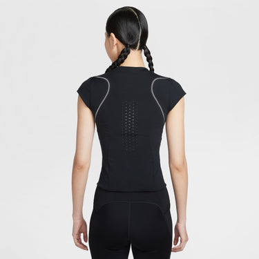 NIKE SWIFT WOMEN'S DRI-FIT ADV RUNNING TOP WITH REFLECTIVE ACCENTS