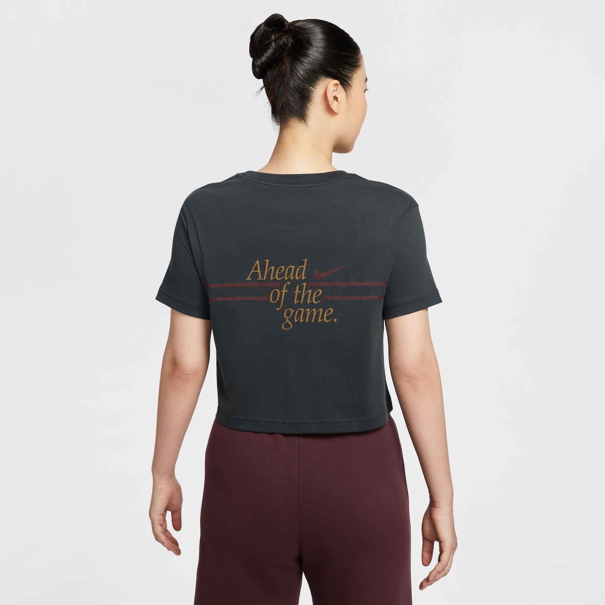 NIKE SPORTSWEAR CLUB WOMEN'S LOOSE CROPPED T-SHIRT