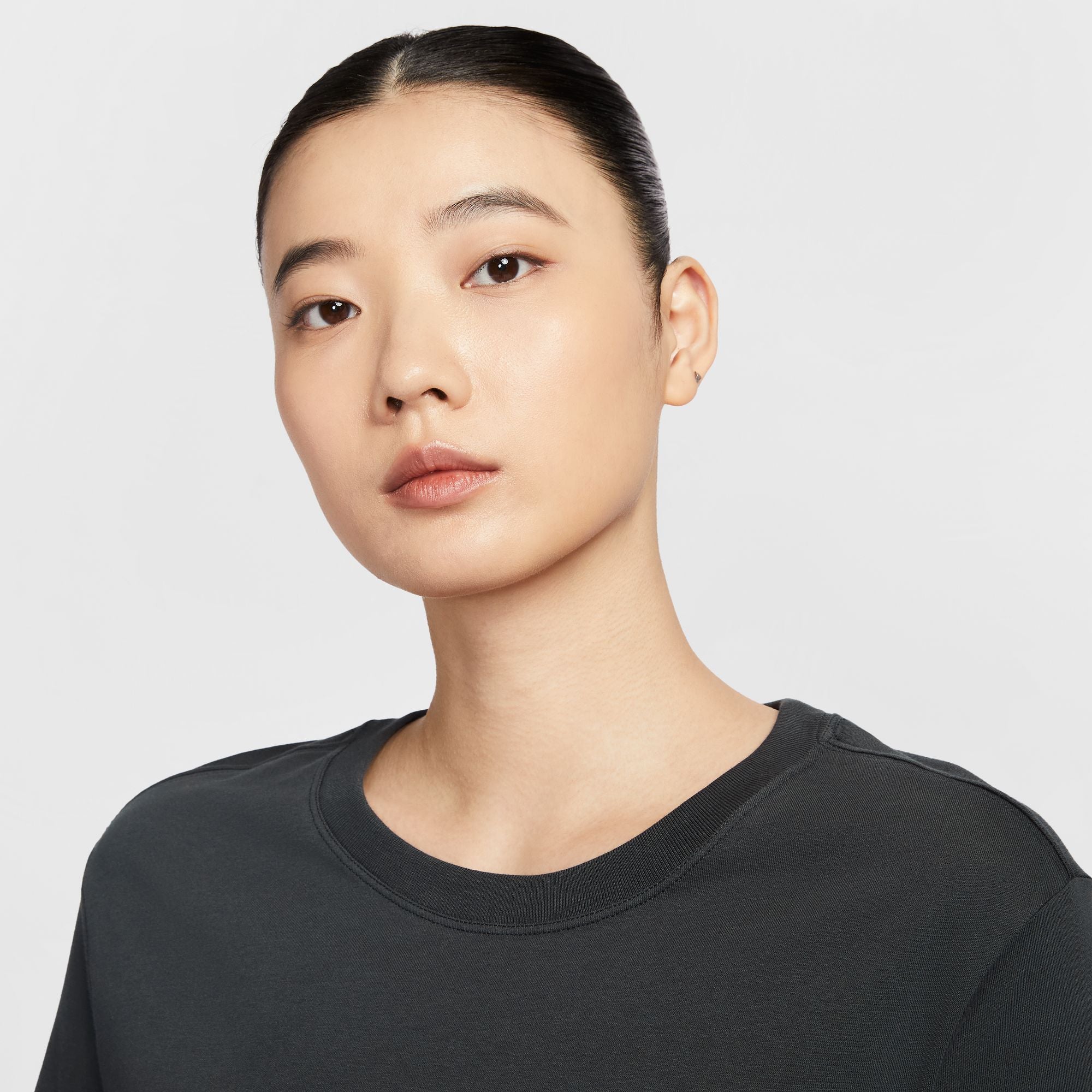 NIKE SPORTSWEAR CLUB WOMEN'S LOOSE CROPPED T-SHIRT