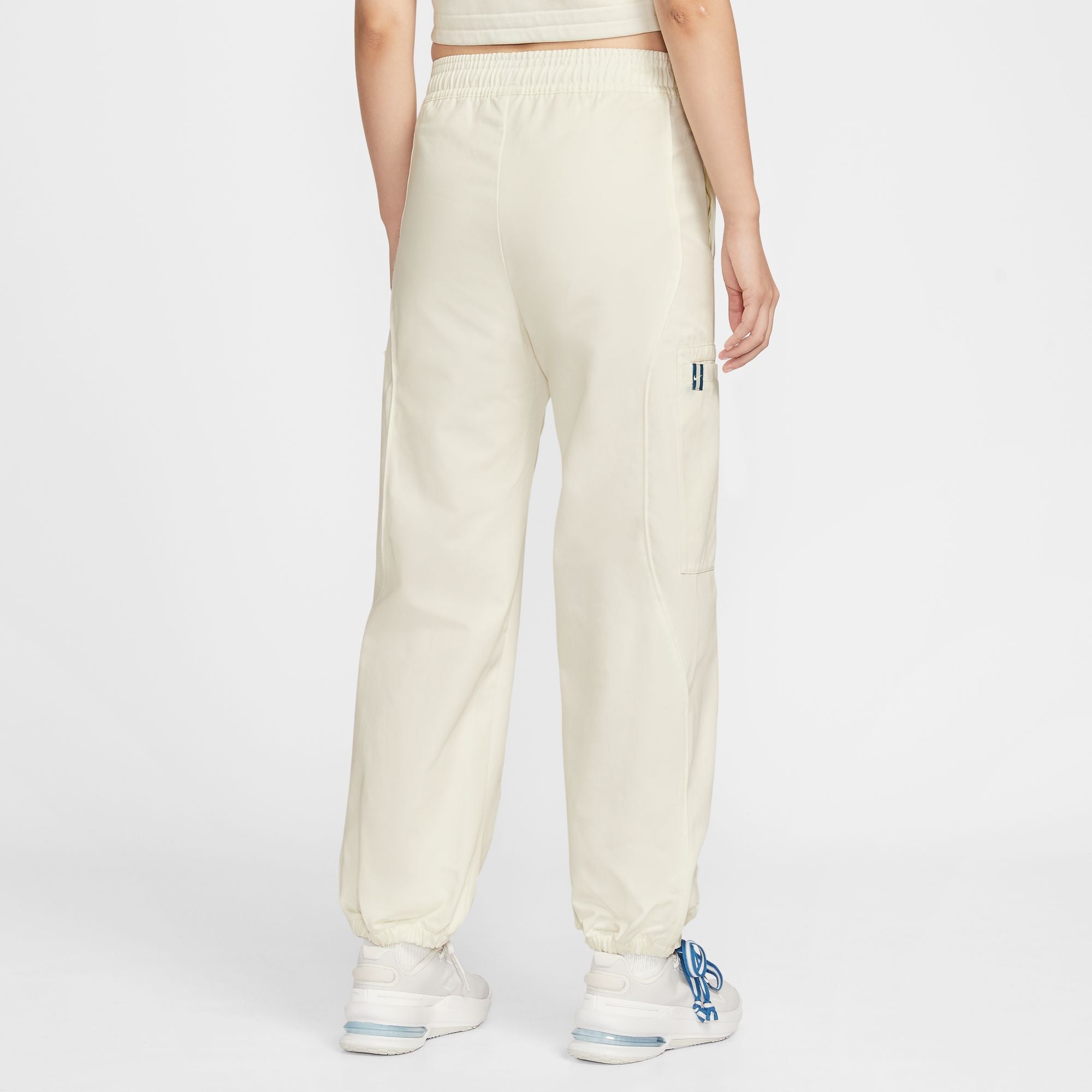 NIKE SPORSWEAR WOMEN'S HIGH-WAITED WOVEN PANTS