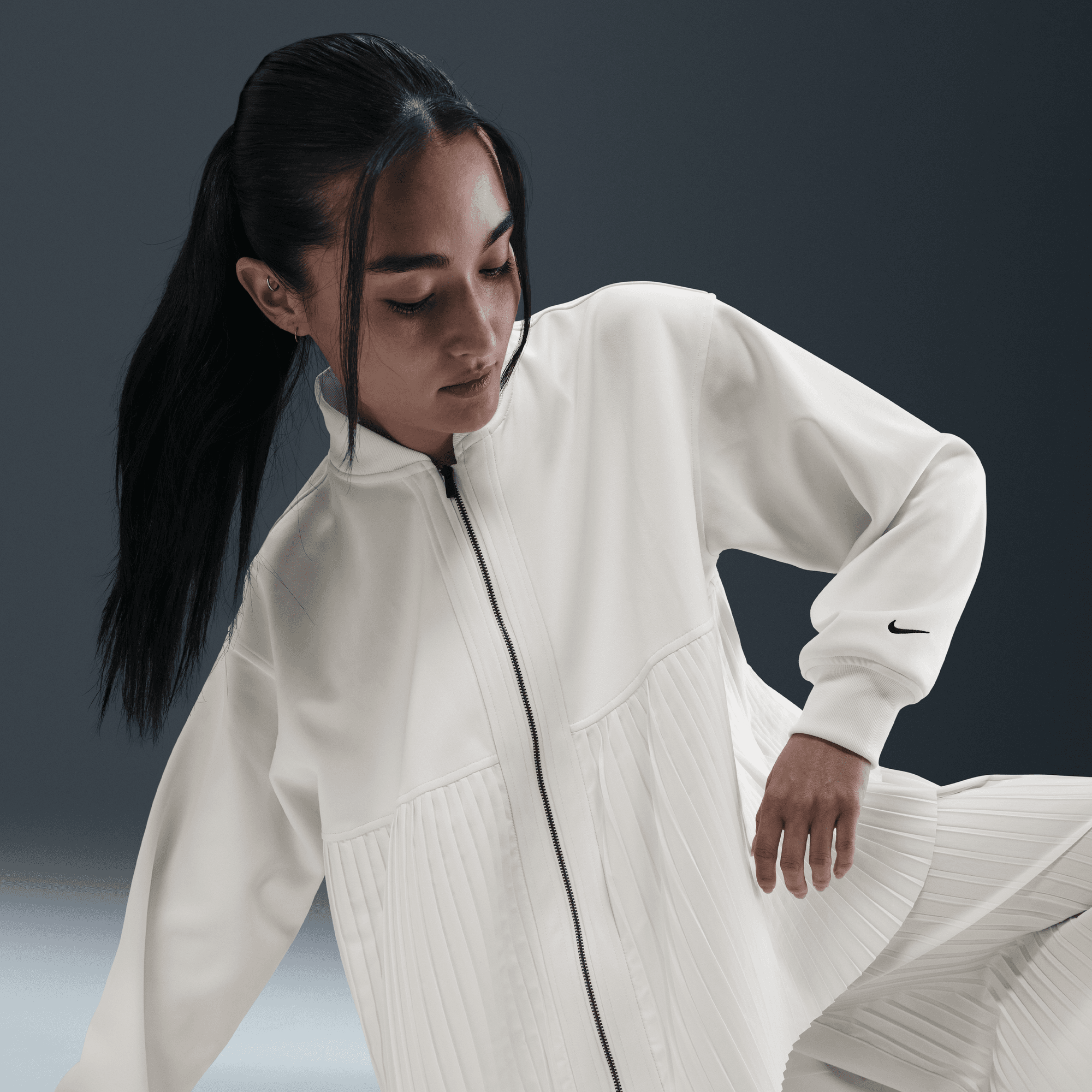 NIKE SPORTSWEAR WOMEN'S PLEATED JACKET