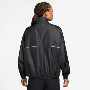 NIKE SPORTSWEAR WOMEN'S OVERSIZED REPEL WINDBREAKER