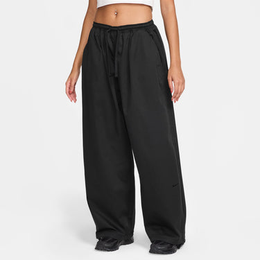 NIKE SPORTSWEAR WOMEN'S OVERSIZED LOW-RISE UTILITY PANTS