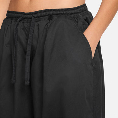 NIKE SPORTSWEAR WOMEN'S OVERSIZED LOW-RISE UTILITY PANTS