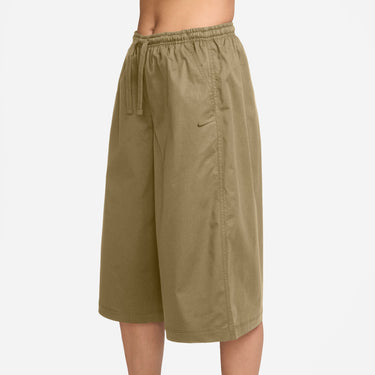 NIKE SPORTSWEAR WOMEN'S OVERSIZED MID-RISE PARACHUTE SHORTS
