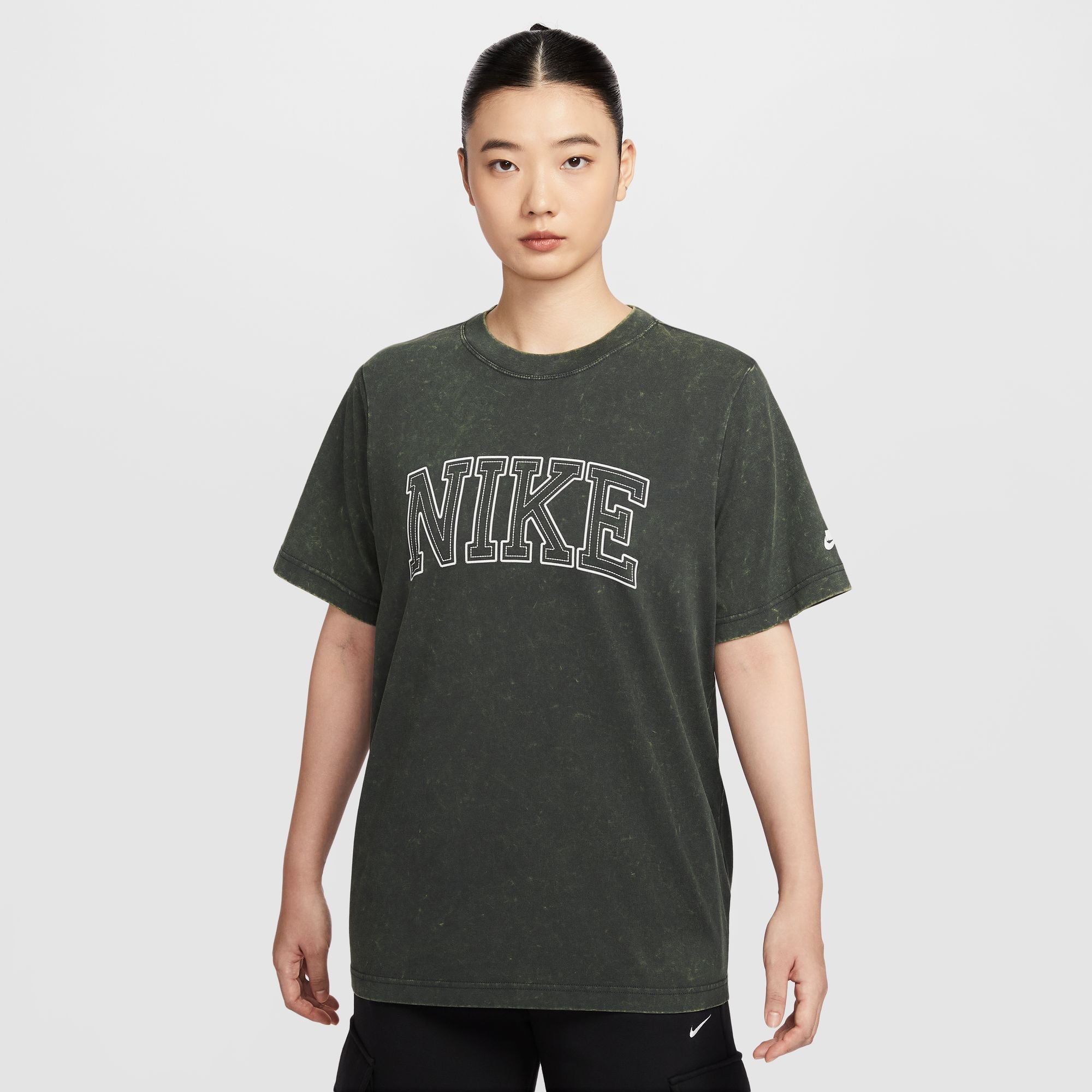 NIKE SPORTSWEAR CLASSICS WOMEN'S LOOSE T-SHIRT
