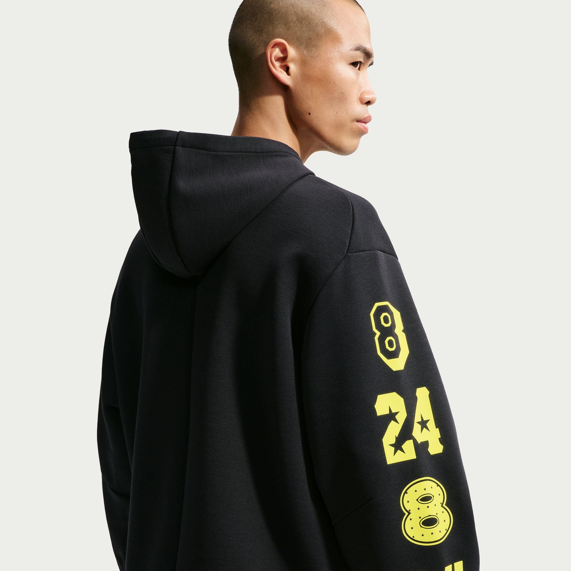 KOBE MEN'S FLEECE PULLOVER BASKETBALL HOODIE