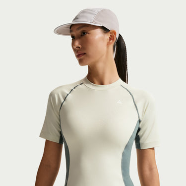 NIKE ACG "WILDSEE" WOMEN'S DRI-FIT SHORT-SLEEVE BASE LAYER TOP