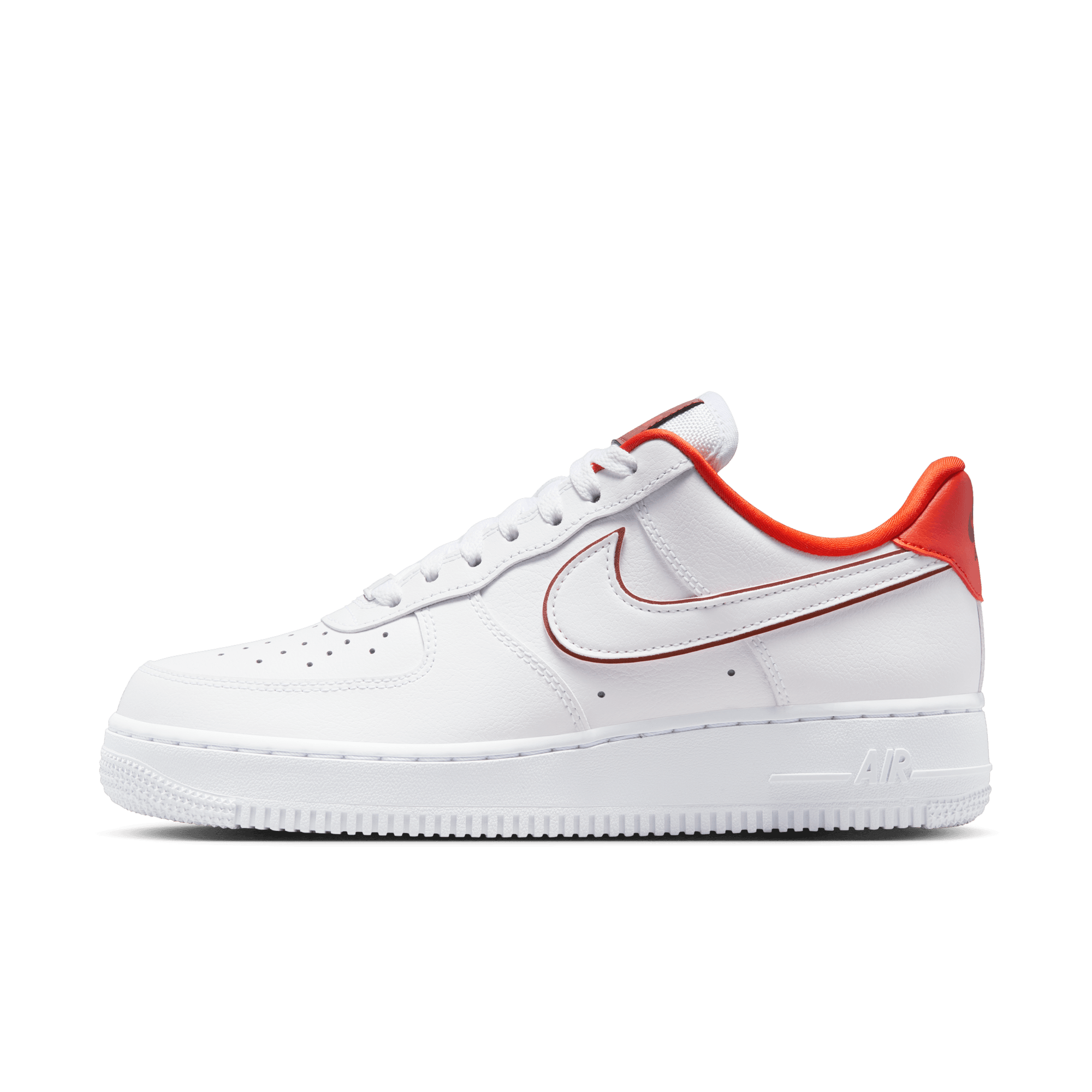 NIKE AIR FORCE 1 '07 ESSENTIAL WOMEN'S SHOES