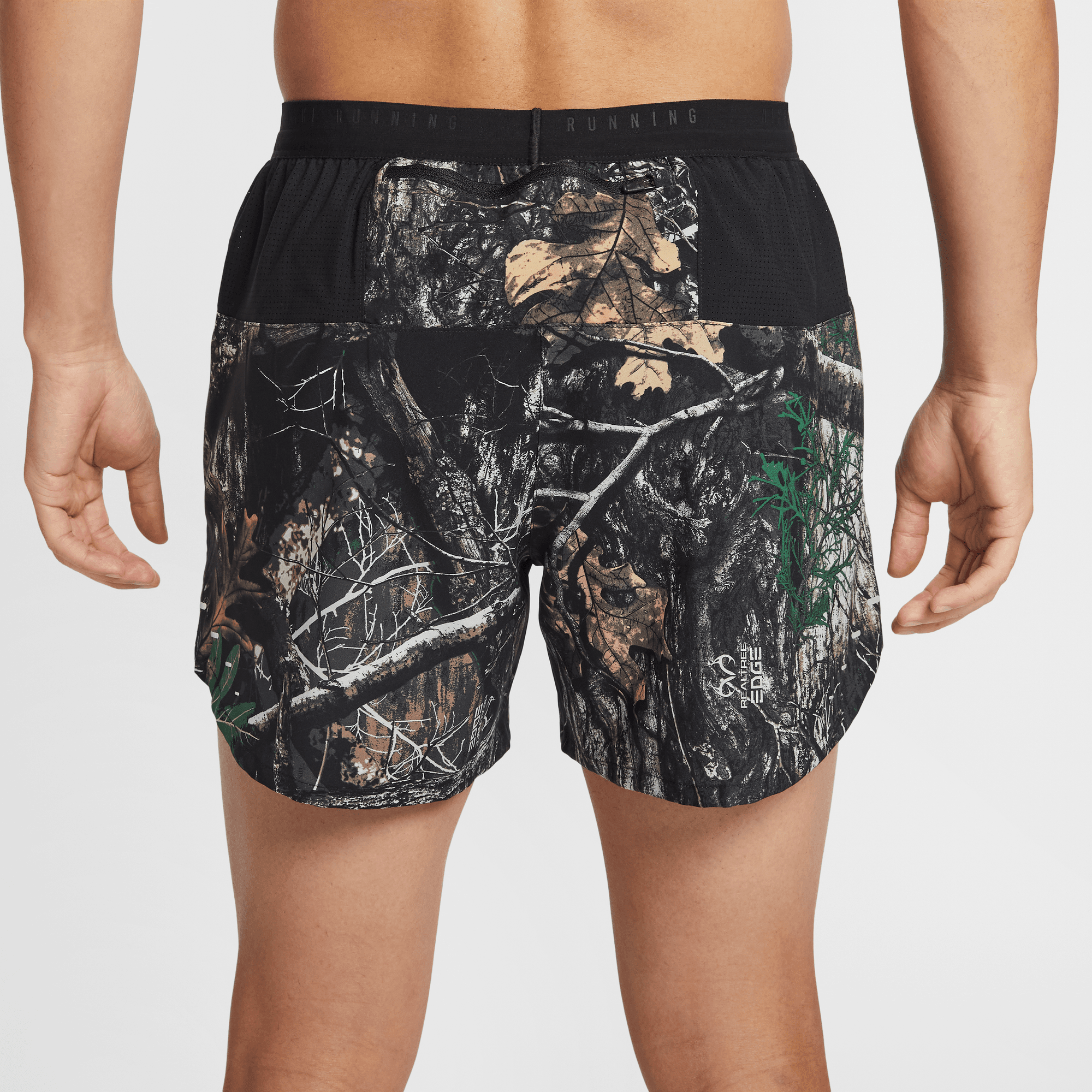 NIKE STRIDE MEN'S DRI-FIT 5" BRIEF-LINED REALTREE RUNNING SHORTS