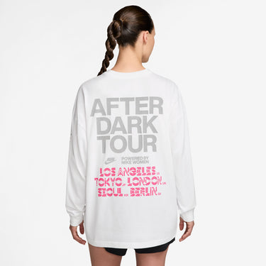 NIKE AFTER DARK TOUR WOMEN'S DRI-FIT OVERSIZED LONG-SLEEVE RUNNING T-SHIRT