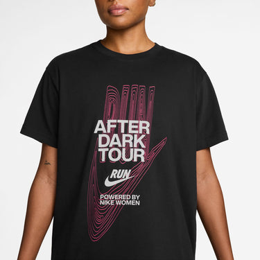 NIKE AFTER DARK TOUR WOMEN'S DRI-FIT SHORT-SLEEVE RUNNING T-SHIRT