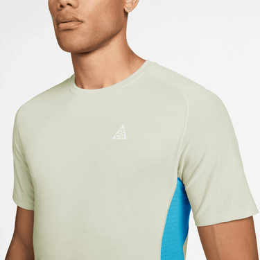 NIKE ACG "SOLAR CHASE" MEN'S DRI-FIT ADV TRAIL RUNNING TOP