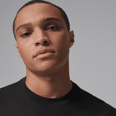 JORDAN MEN'S GRAPHIC SHIRT