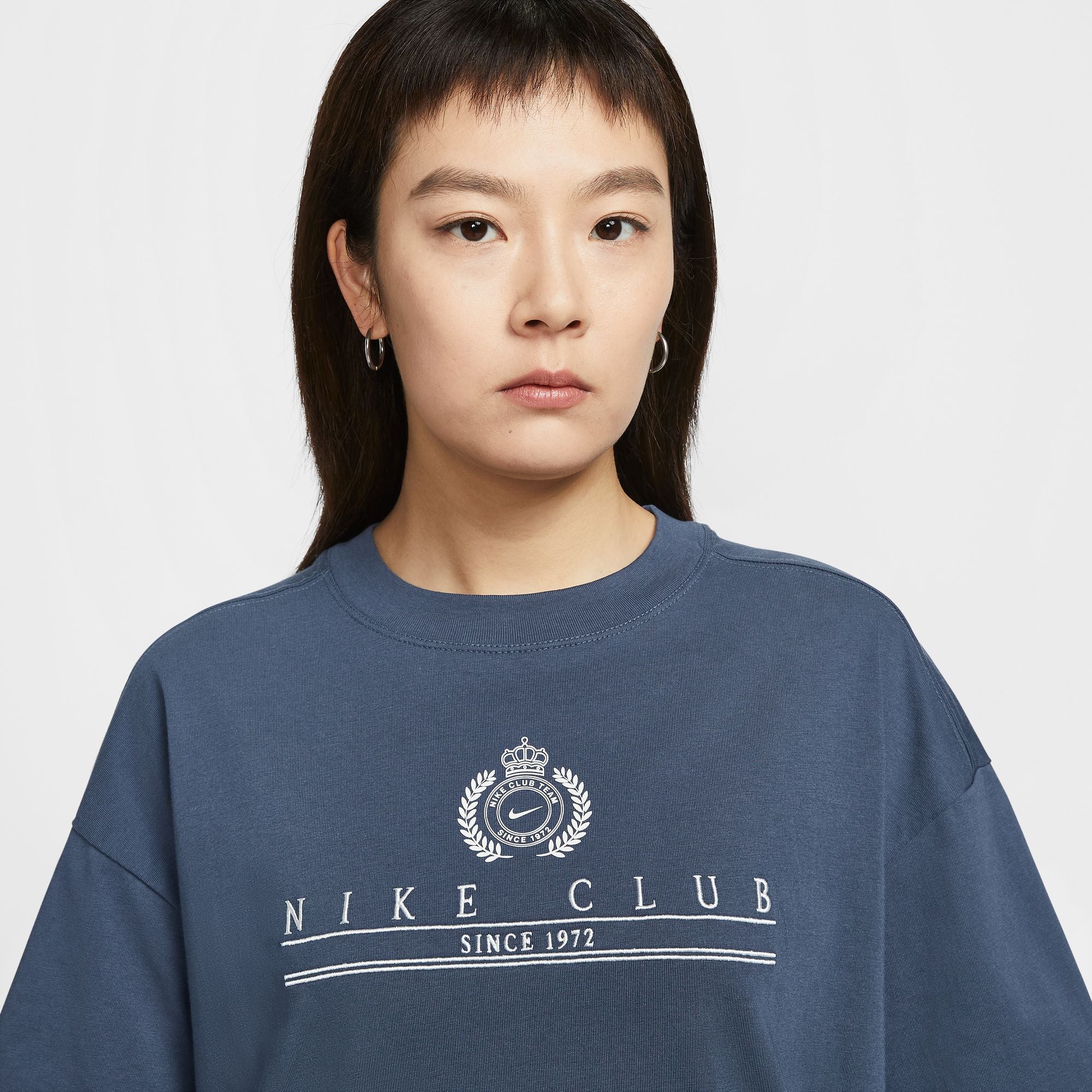 NIKE SPORTSWEAR WOMEN'S OVERSIZED SHORT-SLEEVE T- SHIRT