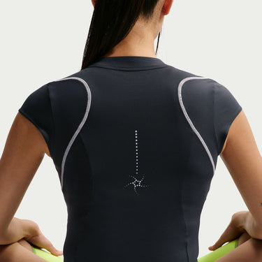 NIKE SWIFT WOMEN'S DRI-FIT ADV RUNNING TOP WITH REFLECTIVE ACCENTS