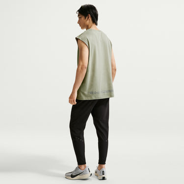 NIKE MEN'S DRI-FIT SLEEVELESS RUNNING T-SHIRT