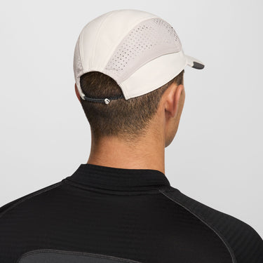 NIKE FLY UNSTRUCTURED NIKE TECH CAP