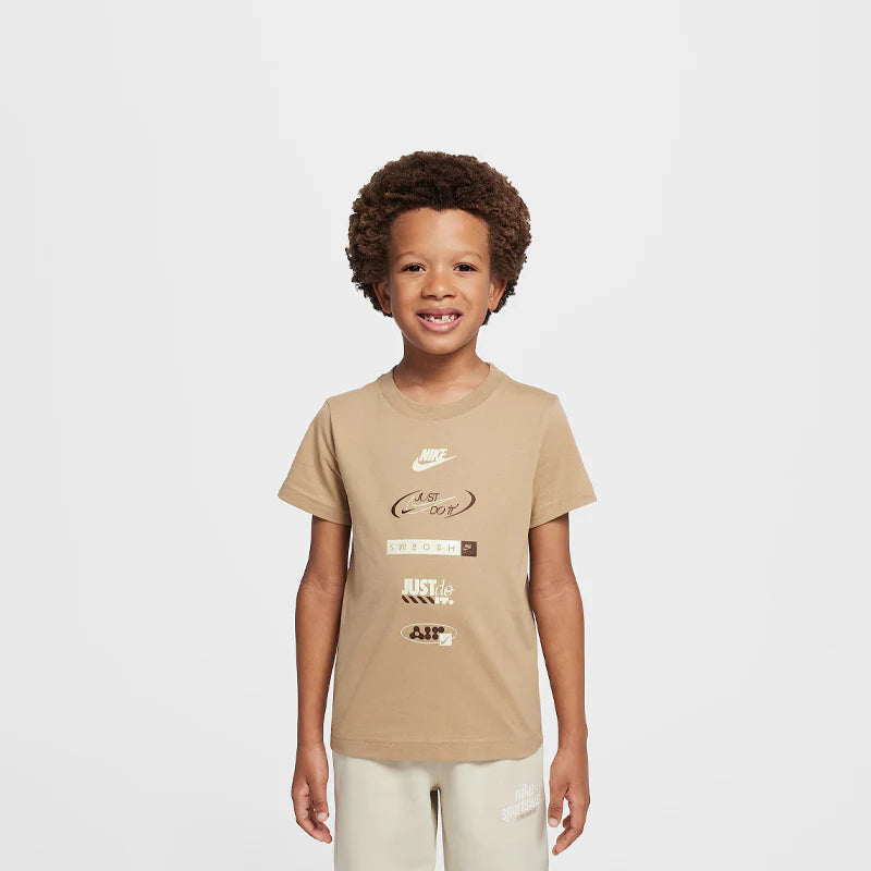 NIKE YOUNG ATHLETE BRANDMARK STACK T-SHIRT