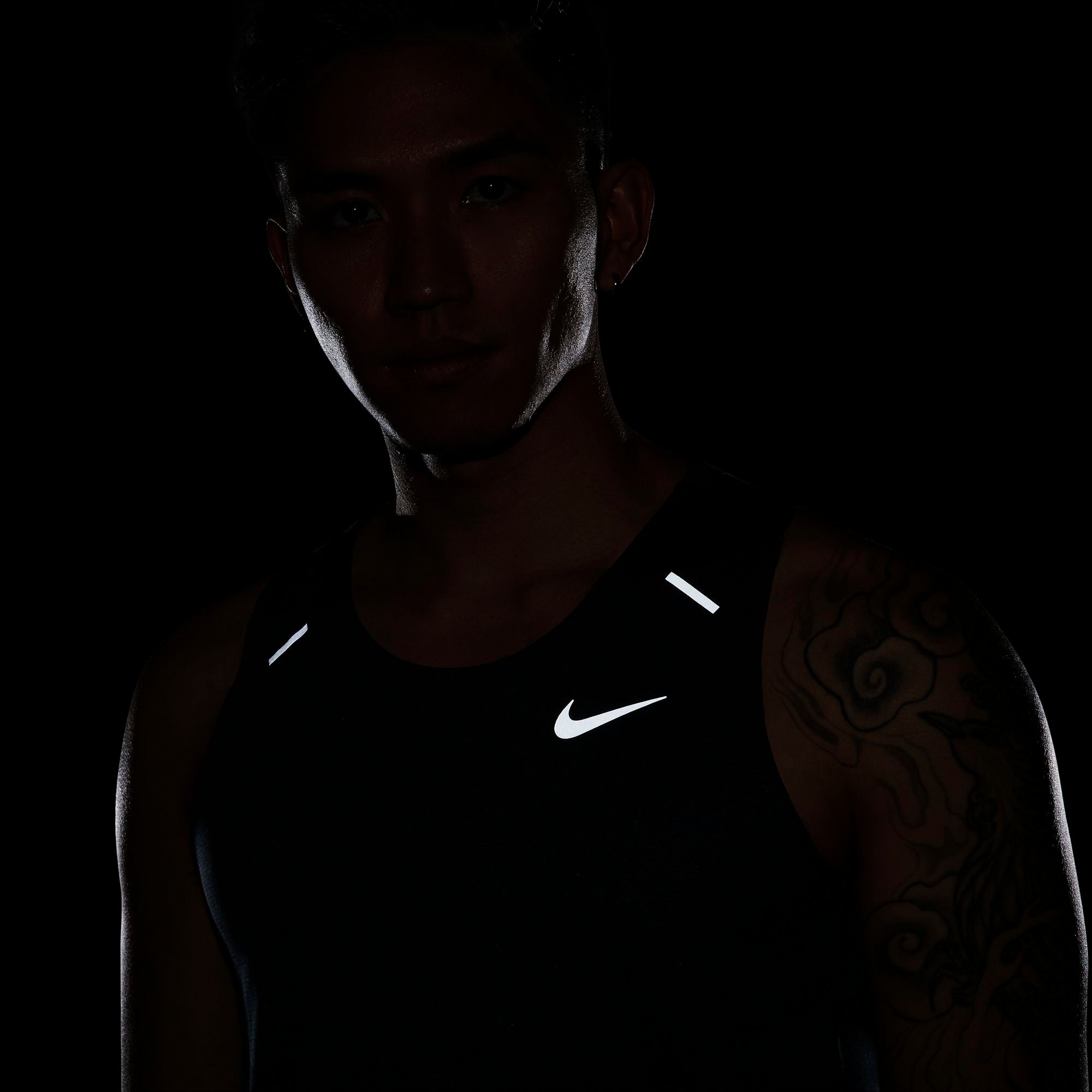 NIKE DRI-FIT RISE 365 MENS RUNNING TANK BLACK/REFLECTIVE SILV – Park Access