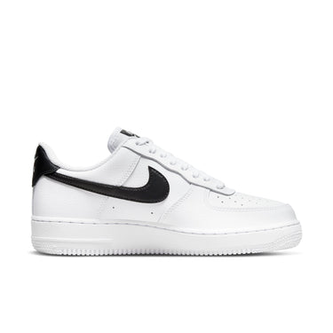 WOMEN'S AIR FORCE  1 07