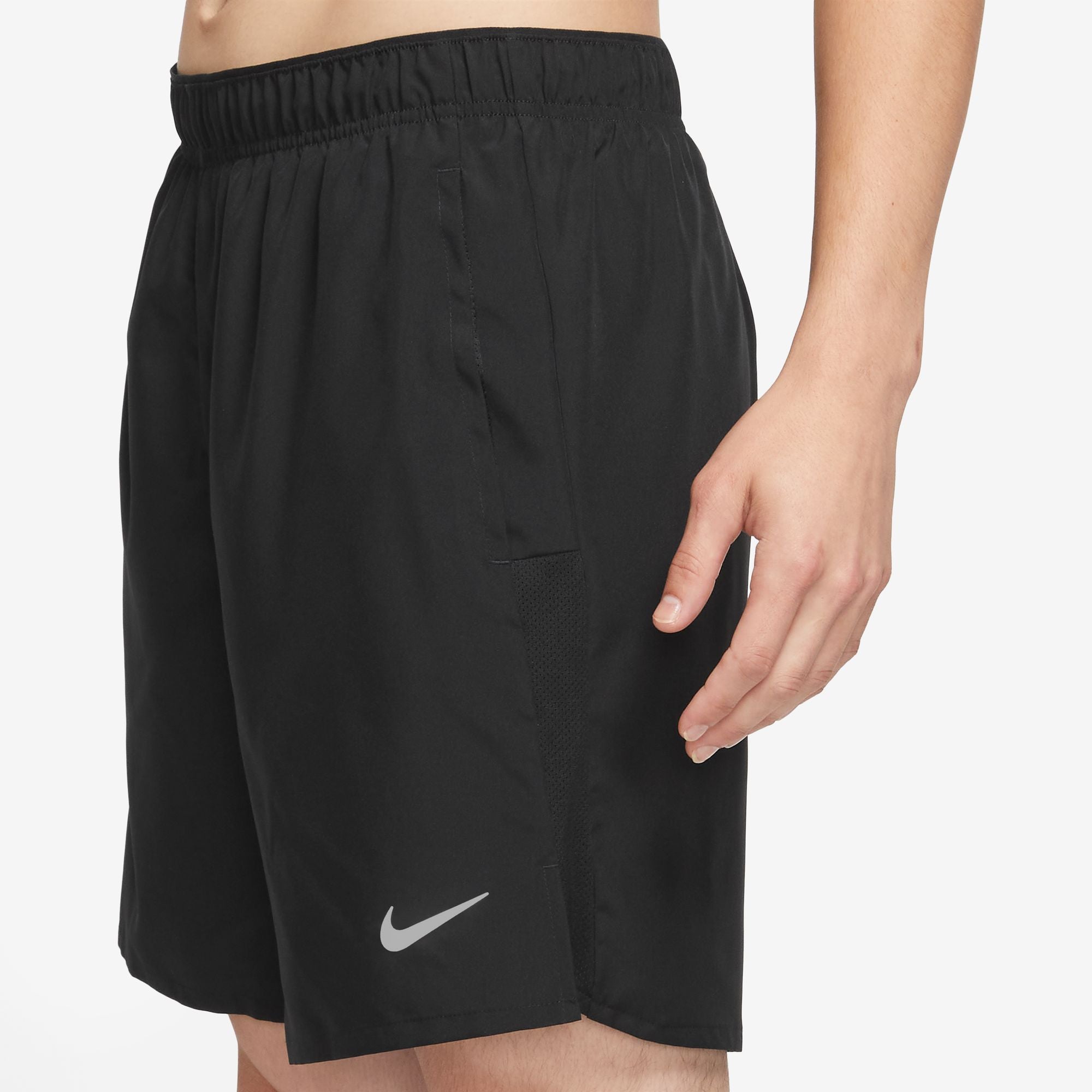 NIKE DRI-FIT CHALLENGER MEN'S 7" 2-IN-1 VERSATILE SHORTS