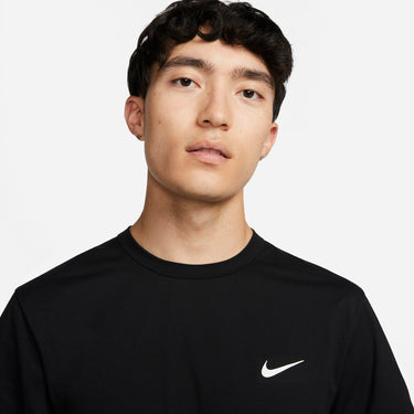 NIKE DRI-FIT  UV  HYVERSE MEN'S SHORT-SLEEVE FITNESS TOP